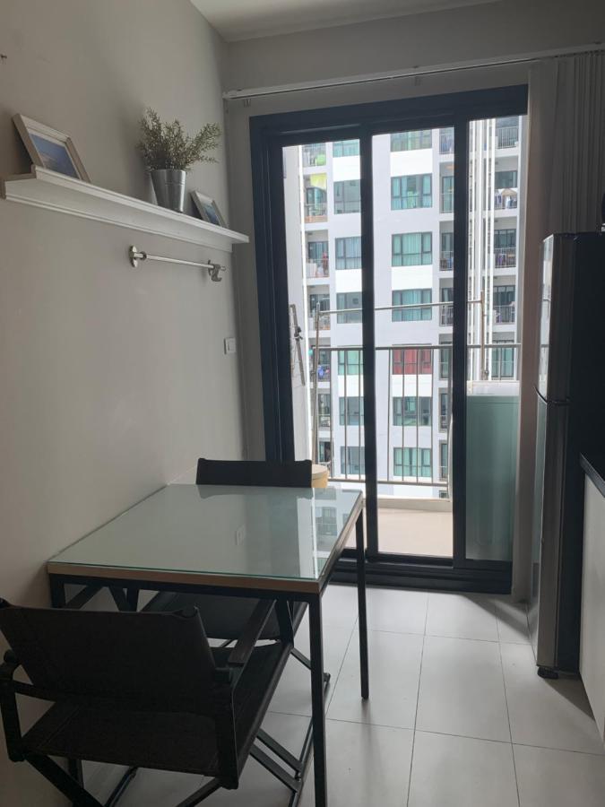 Base Condos Pattaya Luaran gambar