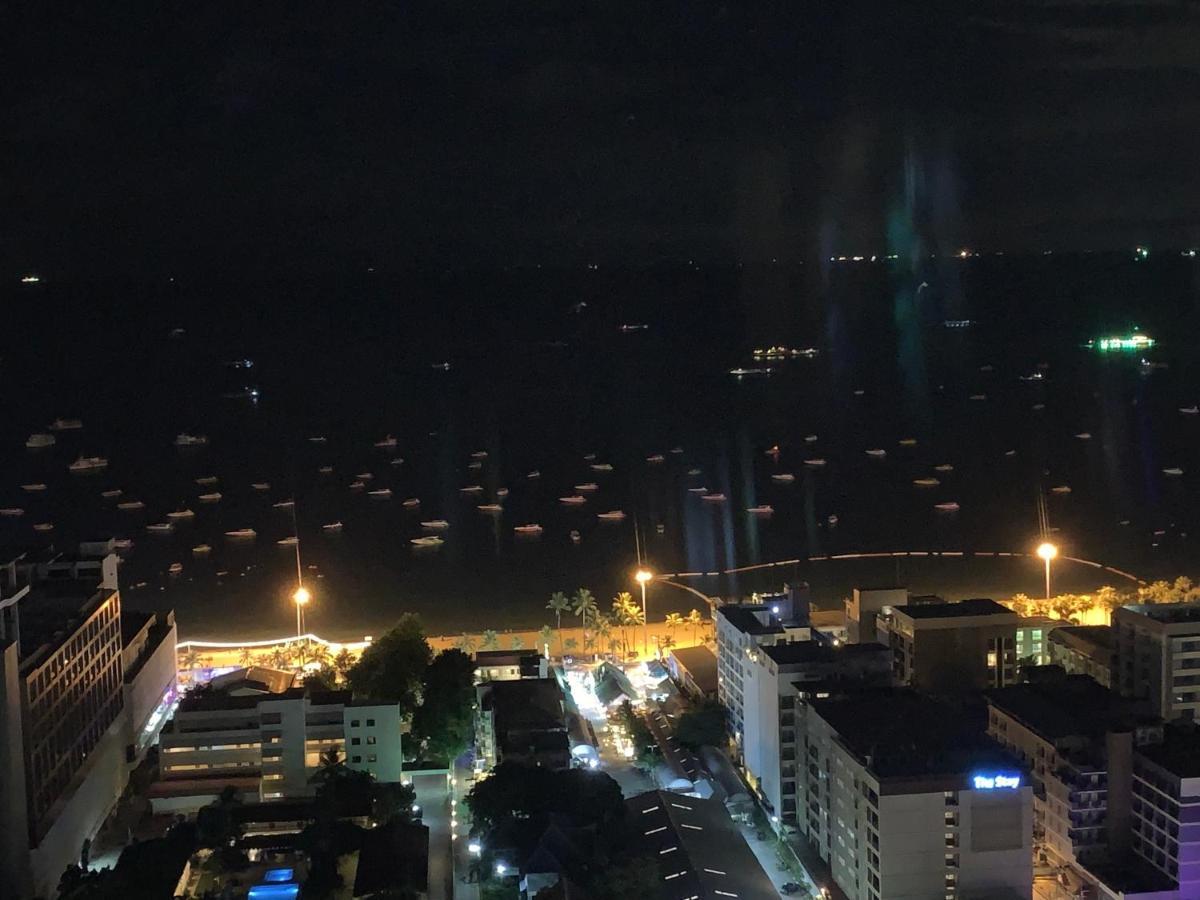 Base Condos Pattaya Luaran gambar